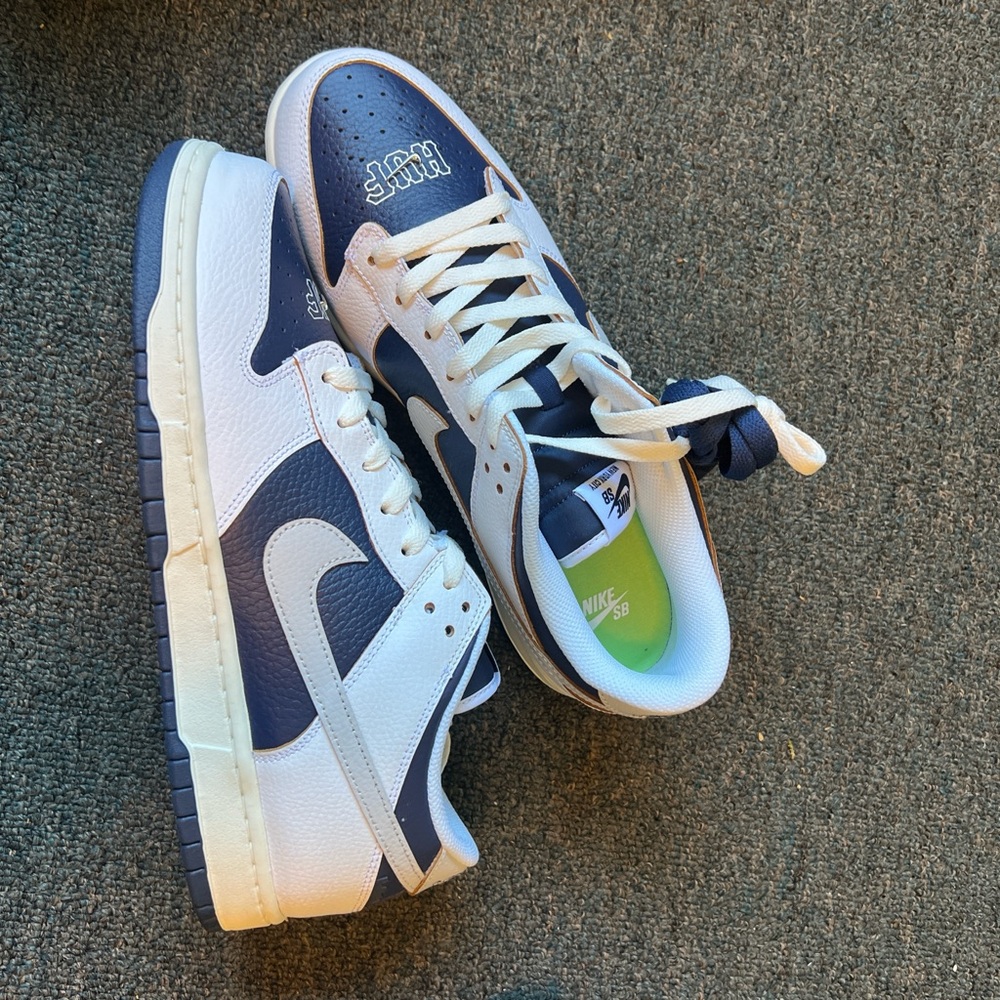 NikeSB x Huf dunk lows “New York” skate shoes